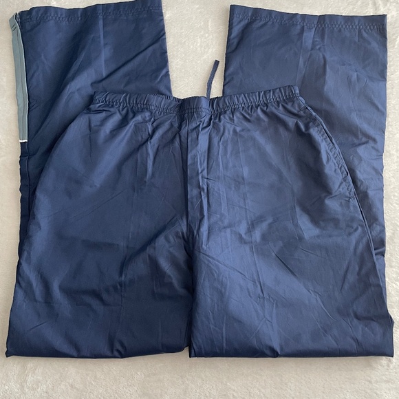 Reebok Vintage Men’s Track Windbreaker Pants Ankle Zippers Size Medium Navy Blue - Picture 4 of 12